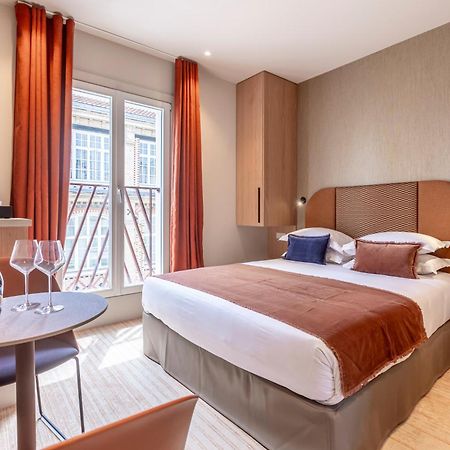 Suites Fl By Sweett Paris Exterior photo