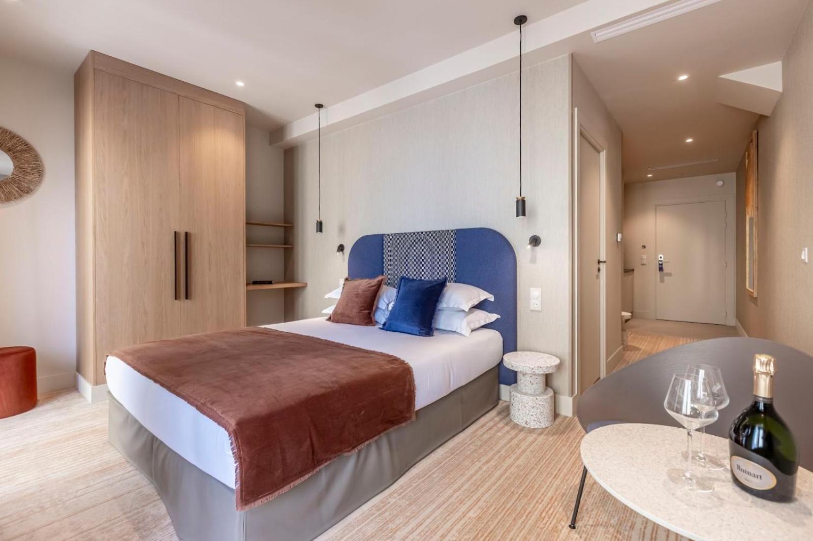 Suites Fl By Sweett Paris Exterior photo