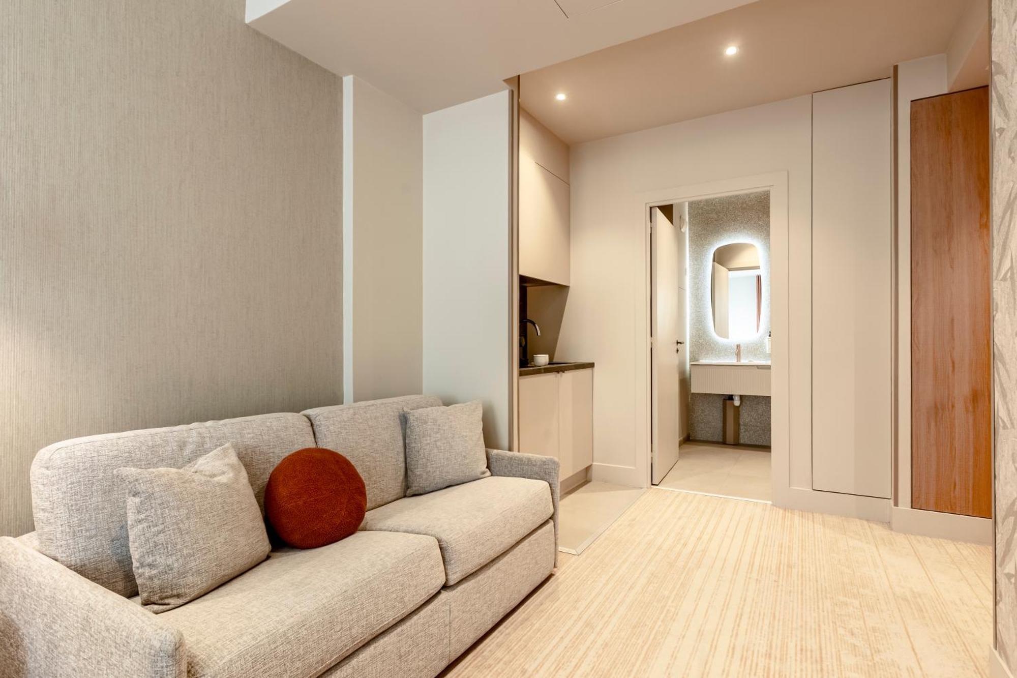 Suites Fl By Sweett Paris Room photo