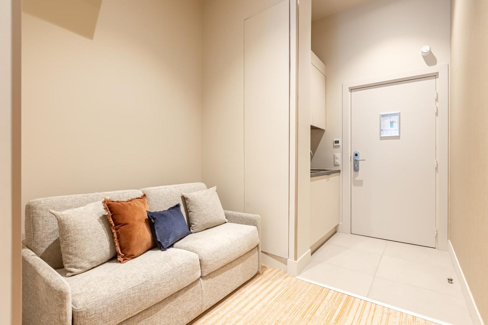 Suites Fl By Sweett Paris Room photo